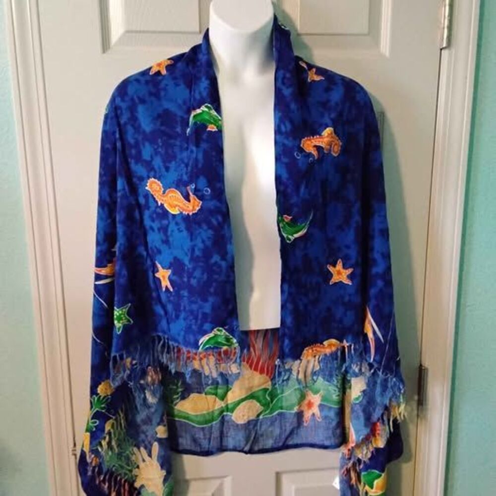 Beachy-themed fringed sarong 42" x 60"
